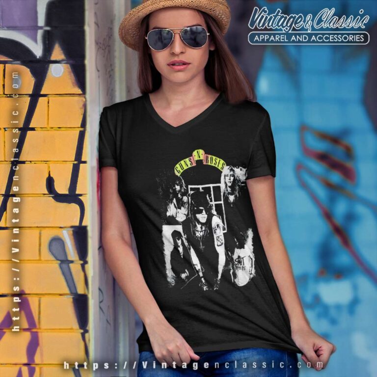 Guns N Roses Concert 1988 V Neck TShirt Guns N Roses Concert 1988 V Neck TShirt