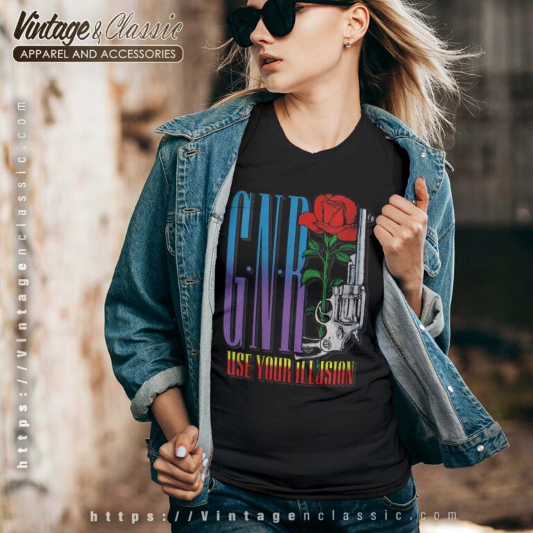 Guns N Roses Use Your Illusion Pistol Vneck Guns N Roses Use Your Illusion Pistol Vneck