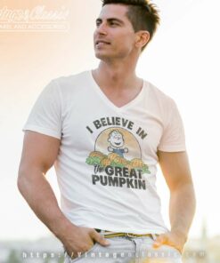 Halloween I Believe In The Great Pumpkin V Neck TShirt