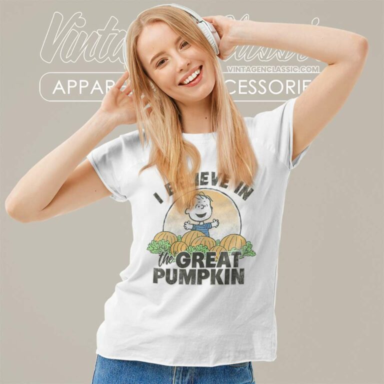 Halloween I Believe In The Great Pumpkin Women TShirt Halloween I Believe In The Great Pumpkin Women TShirt