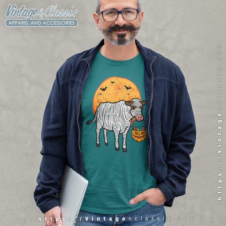 Halloween Mummy Cow Trick Treat Farm Long Sleeve Tee Halloween Mummy Cow Trick Treat Farm Long Sleeve Tee