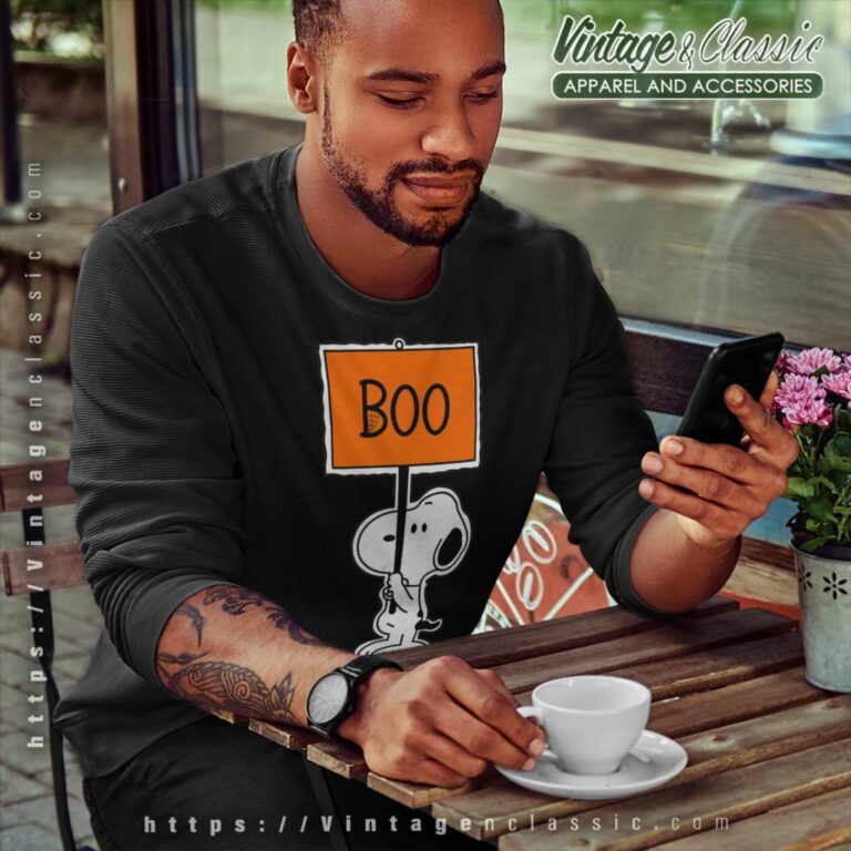 Halloween Snoopy Boo Peanuts Gang Sweatshirt Halloween Snoopy Boo Peanuts Gang Sweatshirt