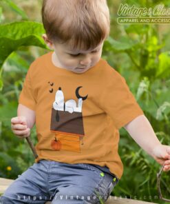 Halloween Snoopy House With Pumpkin kids Tshirt