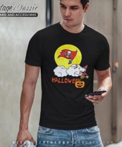 Halloween Snoopy Tampa Bay Buccaneers T Shirt