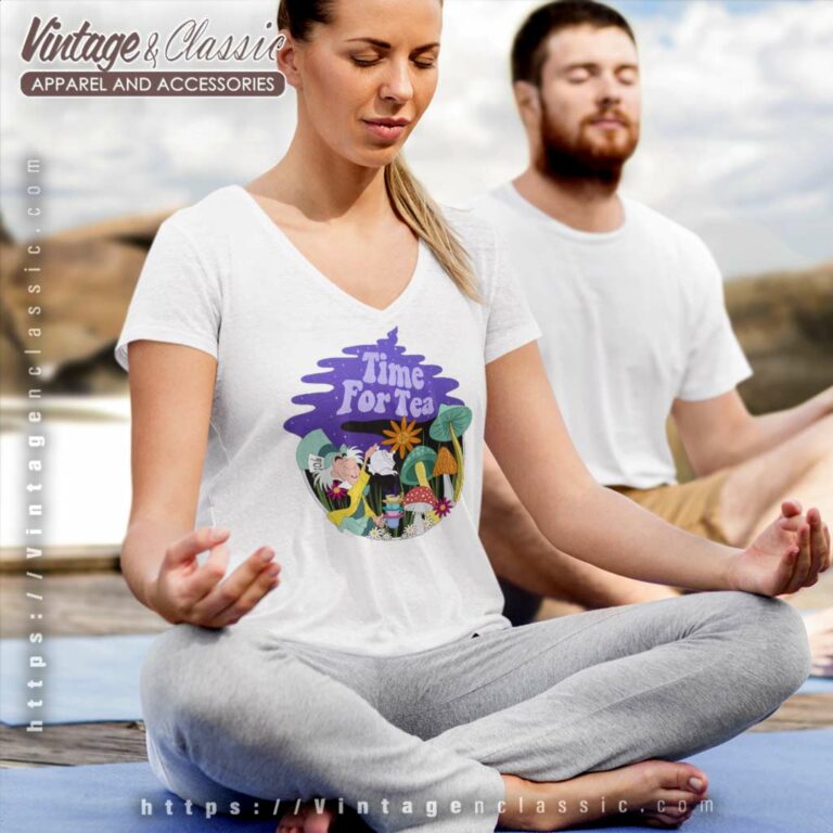 Hatter Time For Tea V Neck TShirt Hatter Time For Tea V Neck TShirt