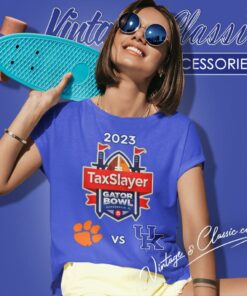 Head To Head Taxslayer Gator Bowl 2023 Kentucky Vs Clemson Shirt 6 Head To Head Taxslayer Gator Bowl 2023 Kentucky Vs Clemson Women T Shirt