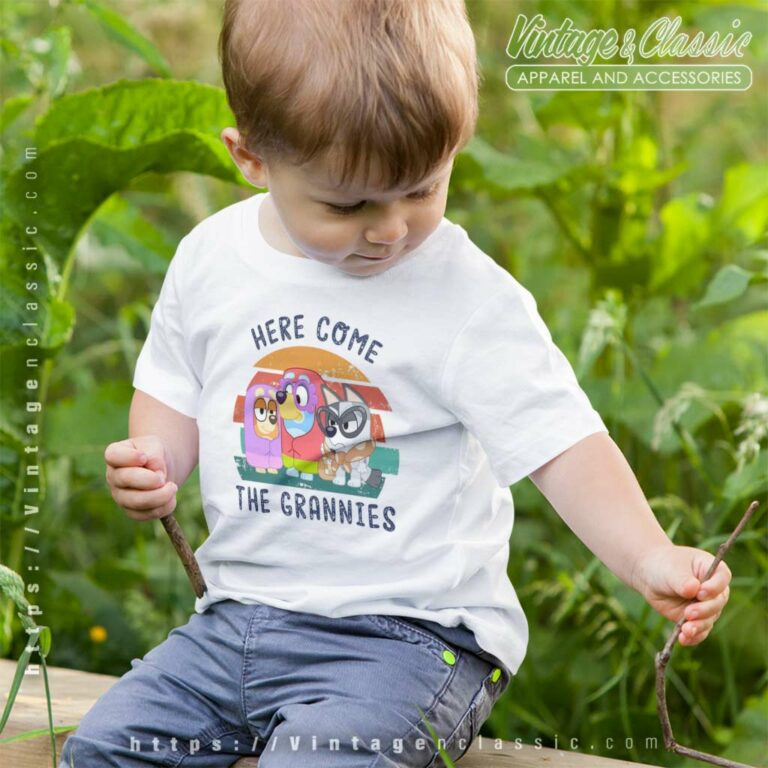 Here Come The Grannies Bluey kids tshirt Here Come The Grannies Bluey kids tshirt