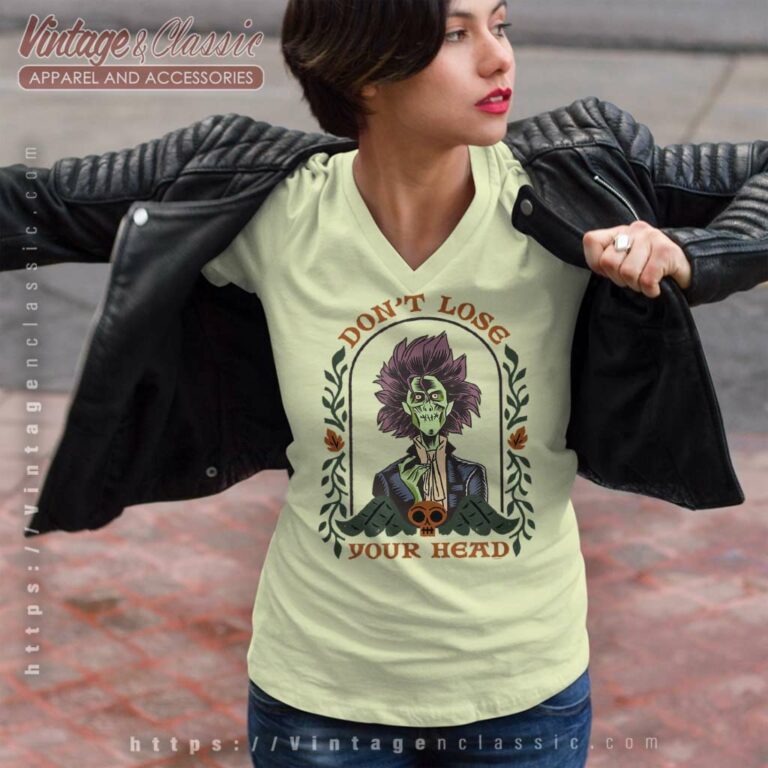Hocus Pocus 2 Dont Lose Your Head V Neck TShirt Hocus Pocus 2 Dont Lose Your Head V Neck TShirt