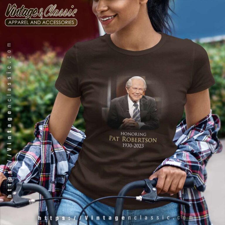 Honoring Pat Robertson 1930 2023 Women TShirt Honoring Pat Robertson 1930 2023 Women TShirt
