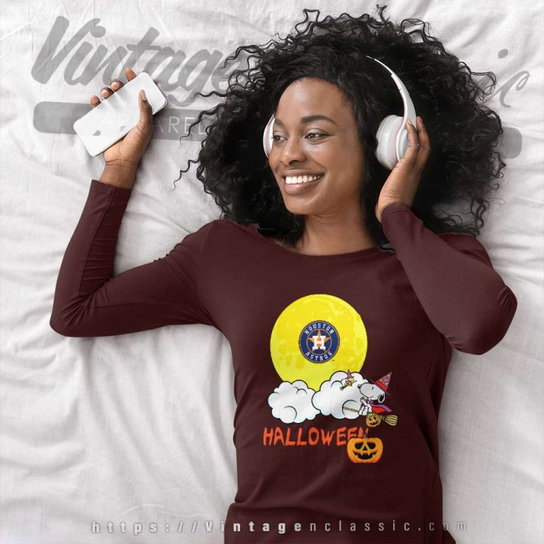 Houston Astros Snoopy Halloween Long Sleeve Tee Houston Astros Snoopy Halloween Long Sleeve Tee