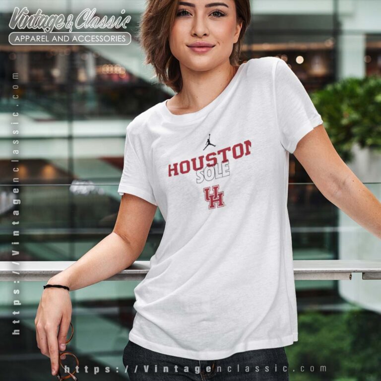Houston Cougars Jordan On Court Bench TSHIRT Houston Cougars Jordan On Court Bench TSHIRT