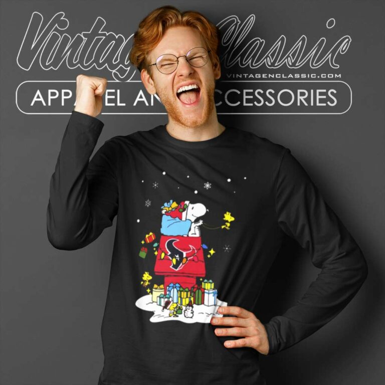 Houston Texans Santa Snoopy Wish You A Merry Christmas Long Sleeve Tee Houston Texans Santa Snoopy Wish You A Merry Christmas Long Sleeve Tee