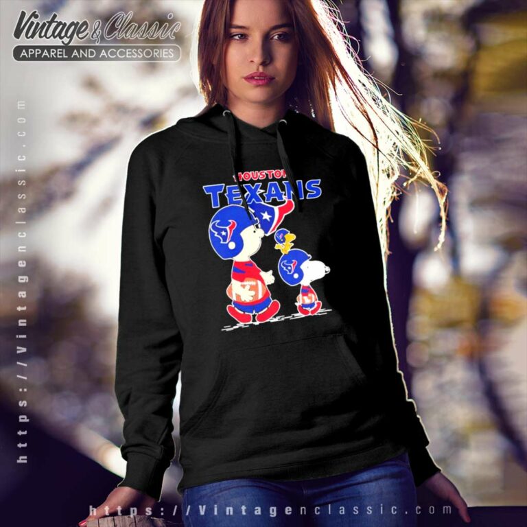 Houston Texans Snoopy Plays The Football Game Hoodie Houston Texans Snoopy Plays The Football Game Hoodie