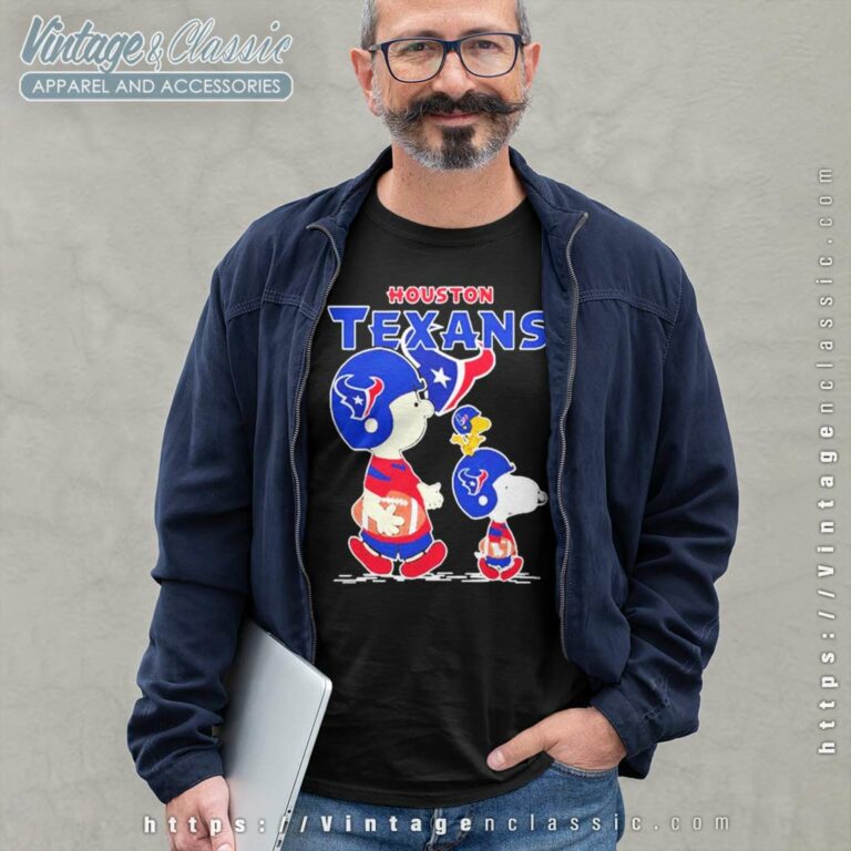 Houston Texans Snoopy Plays The Football Game Long Sleeve Tee Houston Texans Snoopy Plays The Football Game Long Sleeve Tee