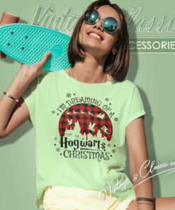 Im Dreaming Of A Hogwarts Christmas Women TShirt