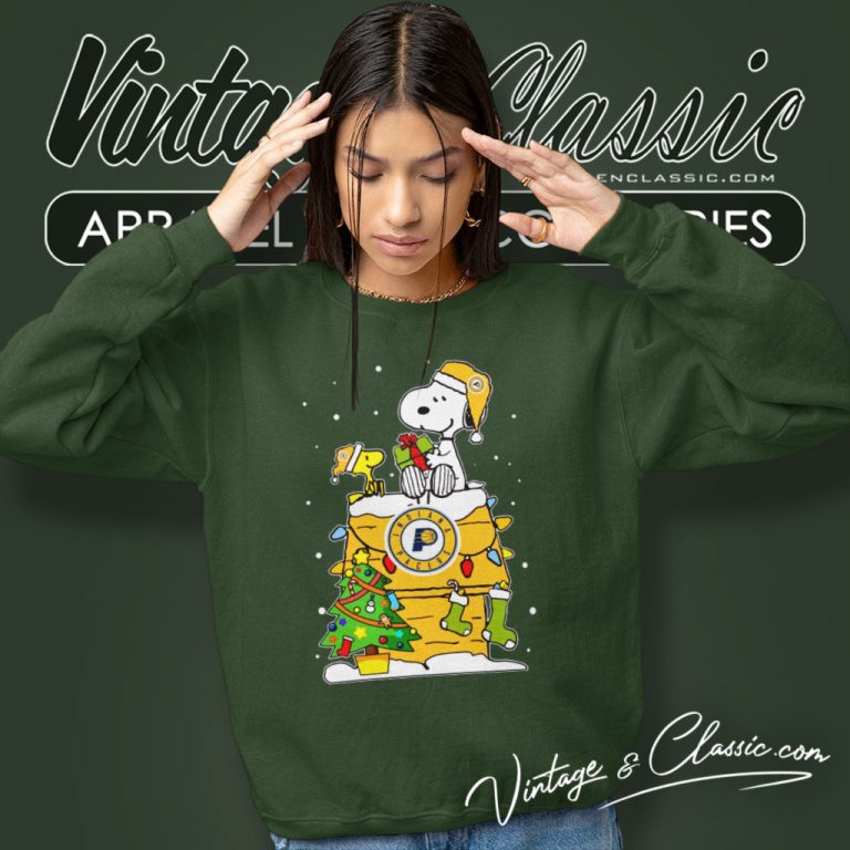 Indiana Pacers Snoopy Peanut Christmas Sweatshirt Indiana Pacers Snoopy Peanut Christmas Sweatshirt