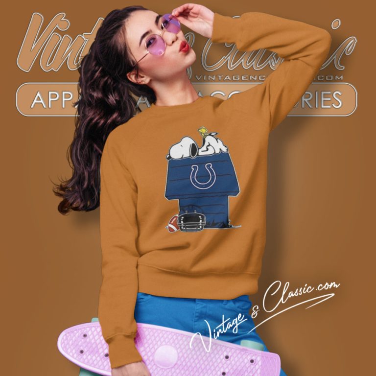 Indianapolis Colts Snoopy And Woodstock Resting Together Sweatshirt Indianapolis Colts Snoopy And Woodstock Resting Together Sweatshirt
