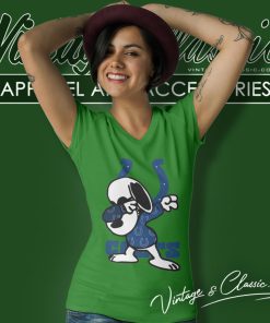 Indianapolis Colts Snoopy Dabbing V Neck TShirt