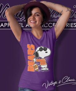 Joe Cool Snoopy Chicago Bears V Neck TShirt