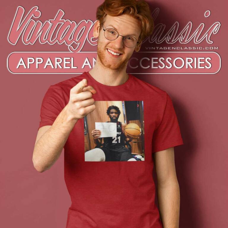 Joel Embiid Got The Iconic Pic With 70 Points In Kobes 81 Point Game Day T Shirt Joel Embiid Got The Iconic Pic With 70 Points In Kobes 81 Point Game Day T Shirt