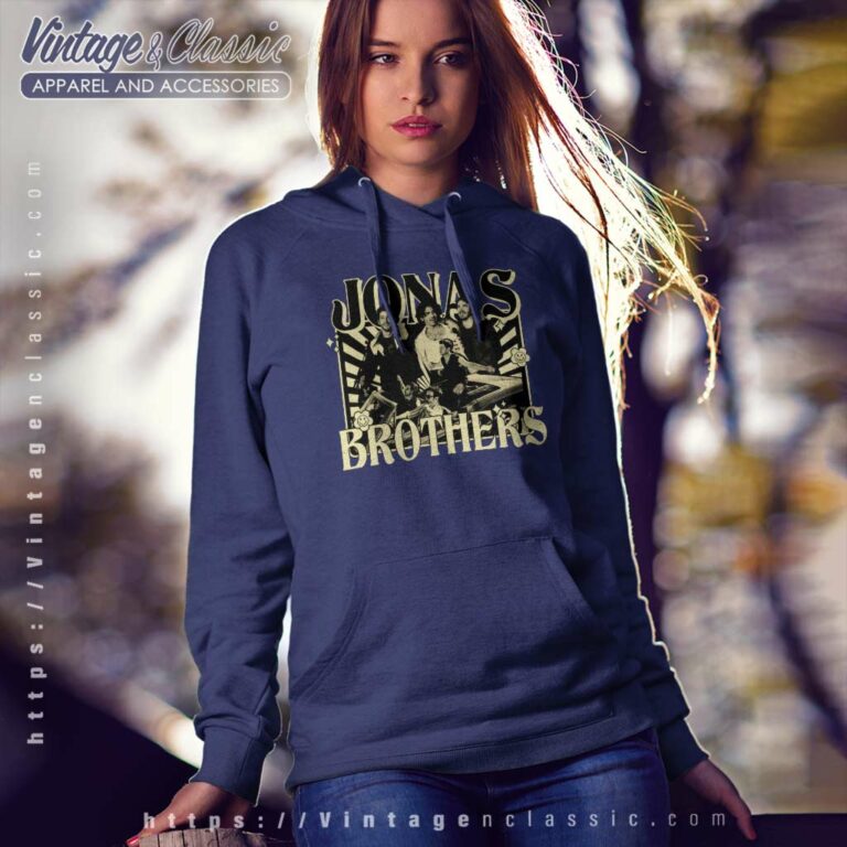 Jonas Brothers Vintage Graphic Shirt Hoodie Jonas Brothers Vintage Graphic Shirt Hoodie