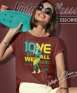 Jordan Love Green Bay Packers Love Is All We Need Signature Women T Shirt