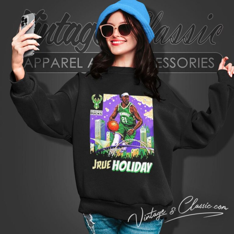 Jrue Holiday Skyline Milwaukee Bucks Sweatshirt Jrue Holiday Skyline Milwaukee Bucks Sweatshirt