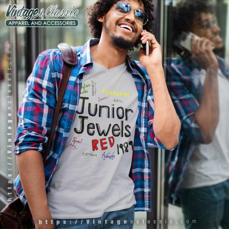 Junior Jewels Shirt For Tour V Neck TShirt Junior Jewels Shirt For Tour V Neck TShirt