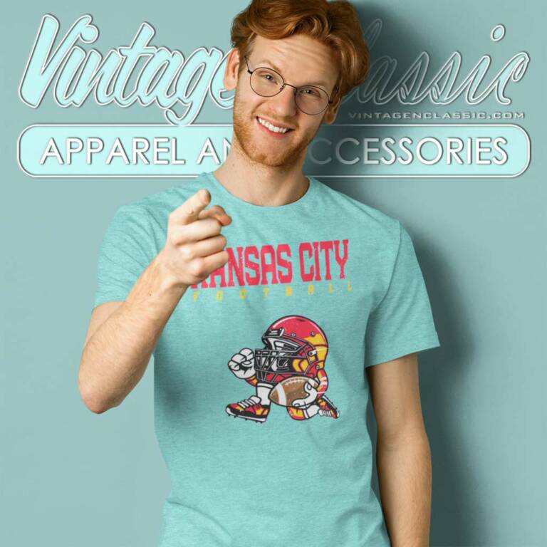 Kansas City Chiefs Football Helmet Vintage T Shirt Kansas City Chiefs Football Helmet Vintage T Shirt