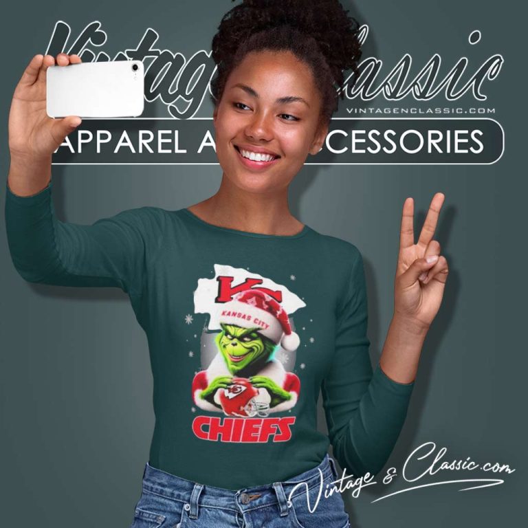 Kansas City Chiefs Santa Grinch Christmas Long Sleeve Tee Kansas City Chiefs Santa Grinch Christmas Long Sleeve Tee