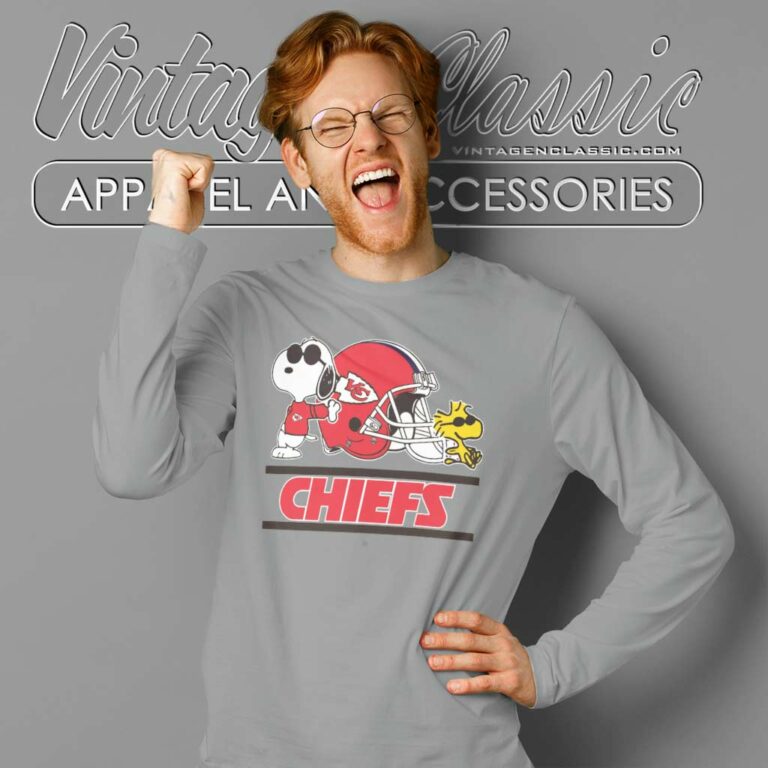 Kansas City Chiefs Snoopy And Woodstock Long Sleeve Tee Kansas City Chiefs Snoopy And Woodstock Long Sleeve Tee