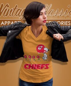 Kansas City Chiefs Snoopy Woodstock Team Walking V Neck TShirt