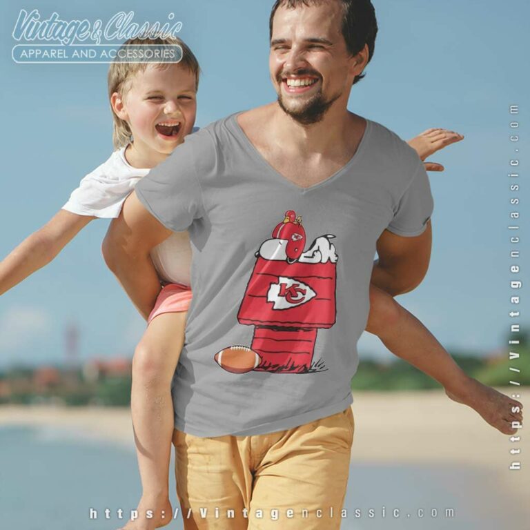 Kansas City Chiefs Snoopy Woodstock Waiting For Football Season V Neck TShirt Kansas City Chiefs Snoopy Woodstock Waiting For Football Season V Neck TShirt