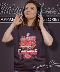 Kansas City Chiefs Super Bowl Lviii 2024 Champions Signatures Women T Shirt