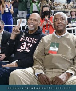 Kareem Abdul Jabbar Milwaukee Bucks Logo 33 Unisex Hoodie