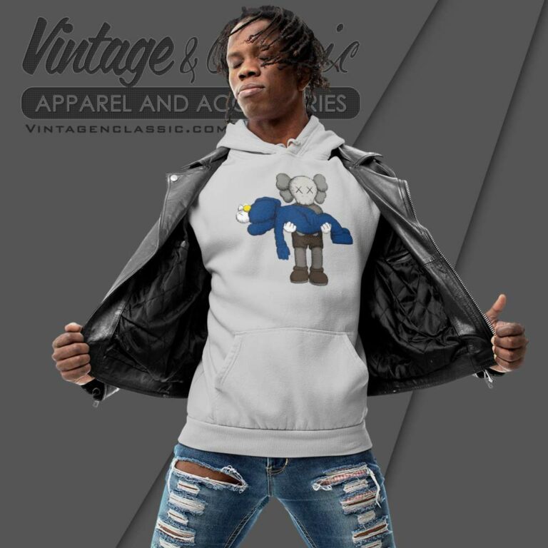 Kaws Tshirt Uniqlo Gone Hoodie Kaws Tshirt Uniqlo Gone Hoodie