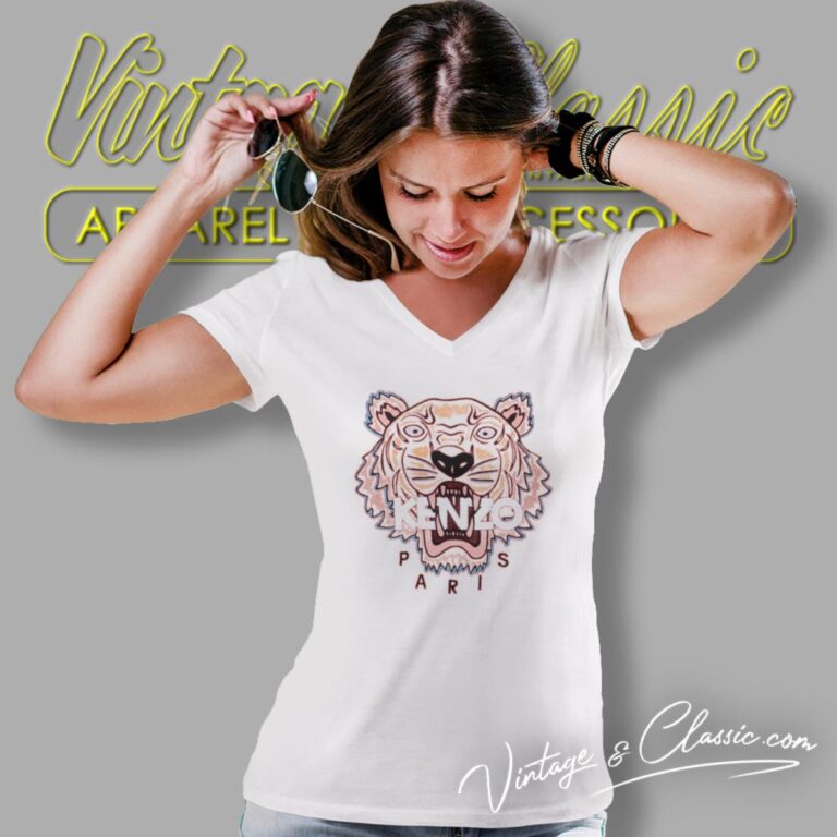 Kenzo Tiger Print Logo V Neck TShirt Kenzo Tiger Print Logo V Neck TShirt