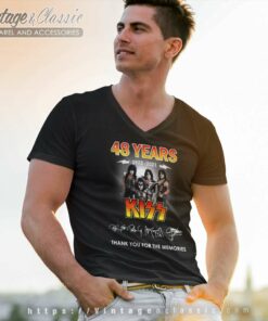 Kiss Shirt Signatures Thank You For The Memories V Neck TShirt