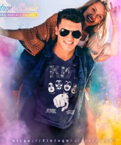 Kiss We Want You V Neck TShirt