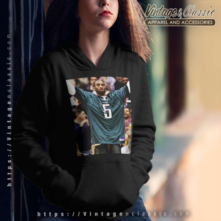 Kobe Bryant Wearing Philadelphia Eagles Jersey Hoodie Kobe Bryant Wearing Philadelphia Eagles Jersey Hoodie