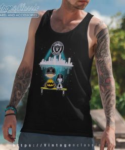 Las Vegas Raiders Charlie Brown And Snoopy Watching City Tank Top Racerback