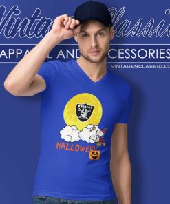 Las Vegas Raiders Snoopy Halloween V Neck TShirt