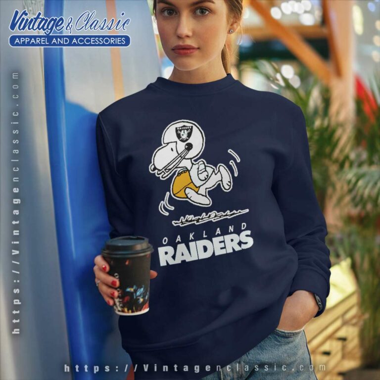 Las Vegas Raiders Snoopy Nfl Sweatshirt Las Vegas Raiders Snoopy Nfl Sweatshirt
