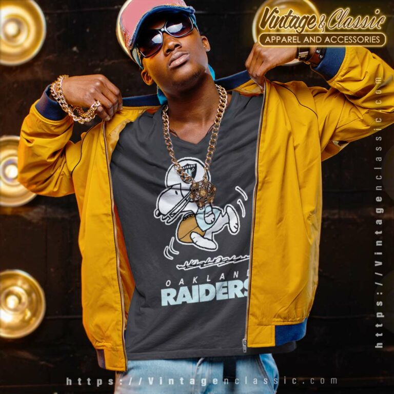 Las Vegas Raiders Snoopy Nfl V Neck TShirt Las Vegas Raiders Snoopy Nfl V Neck TShirt