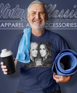 Laura Lynch Court Yard Hounds V Neck TShirt