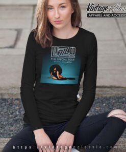 Lizzo Tour 2023 Poster longsleeves