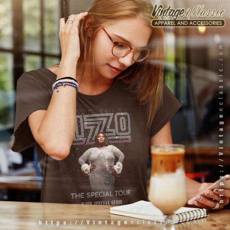 Lizzo With Latto Rupp Arena Women TShirt Lizzo With Latto Rupp Arena Women TShirt