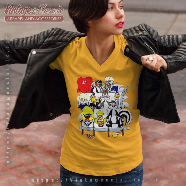 Looney Tunes 3d Movie Bugs Bunny V Neck TShirt Looney Tunes 3d Movie Bugs Bunny V Neck TShirt