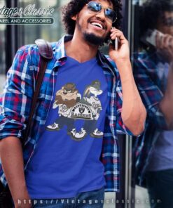 Looney Tunes Losangeles Raiders V Neck TShirt