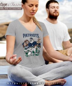 Looney Tunes New England Patriots V Neck TShirt
